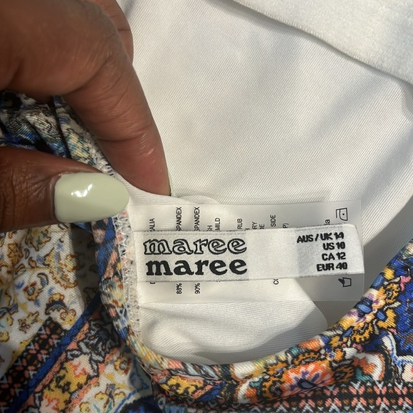 Luxury swimwear - Picture 3 of 3